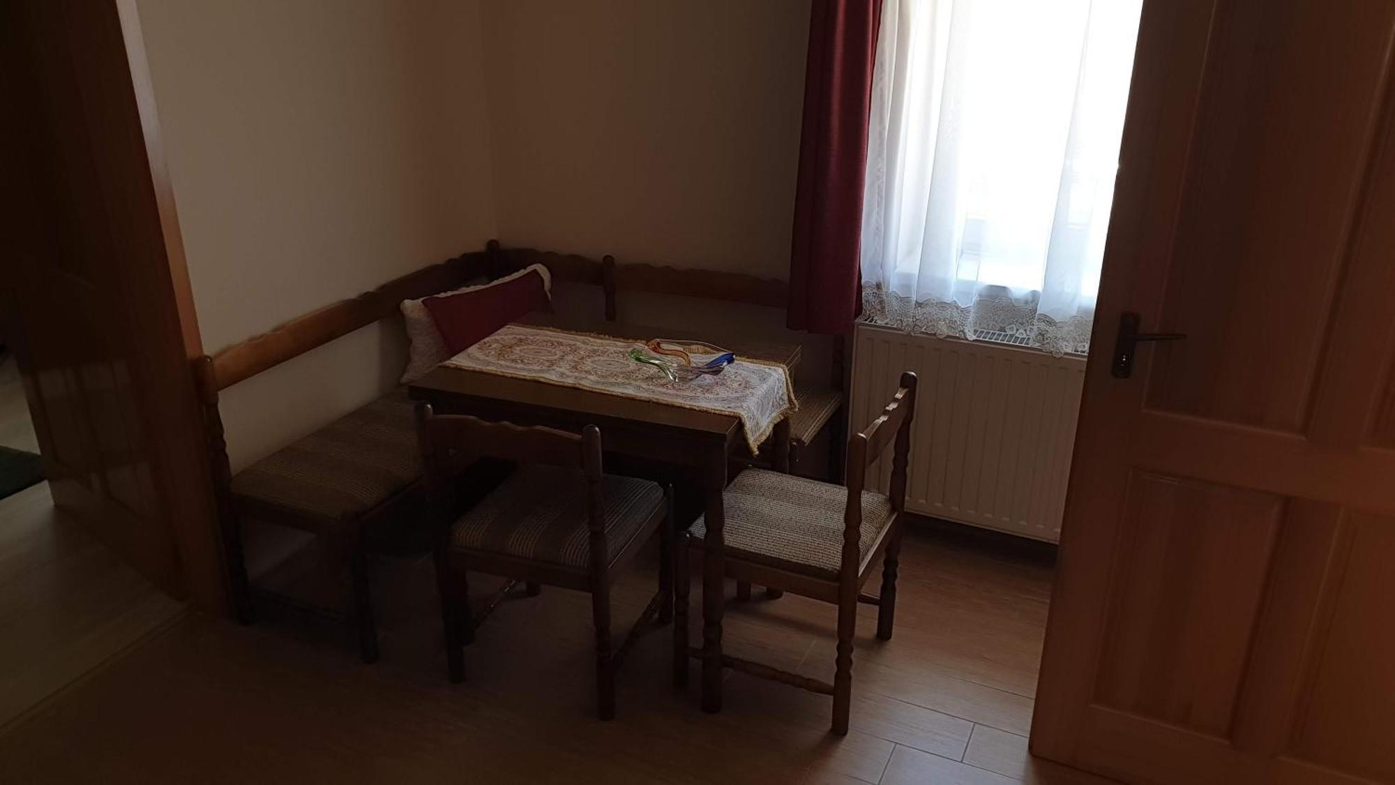 Keller Apartmanok Hajduszoboszlo Room photo