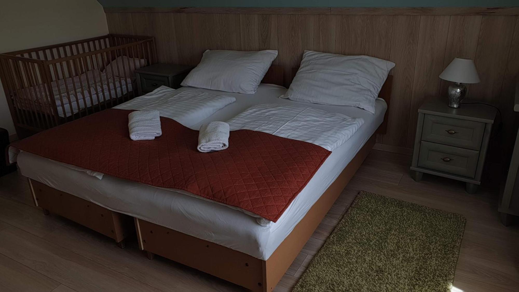 Keller Apartmanok Hajduszoboszlo Room photo