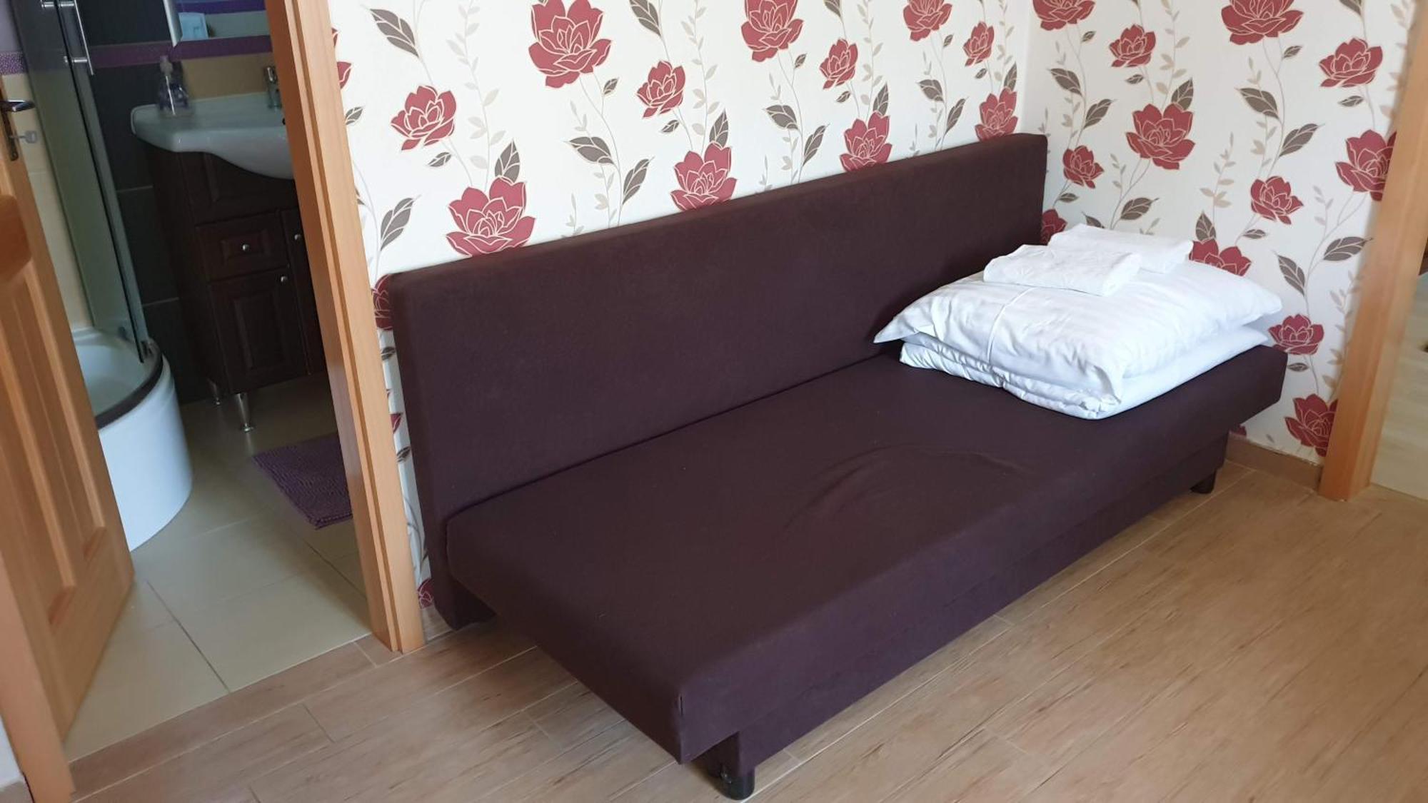 Keller Apartmanok Hajduszoboszlo Room photo